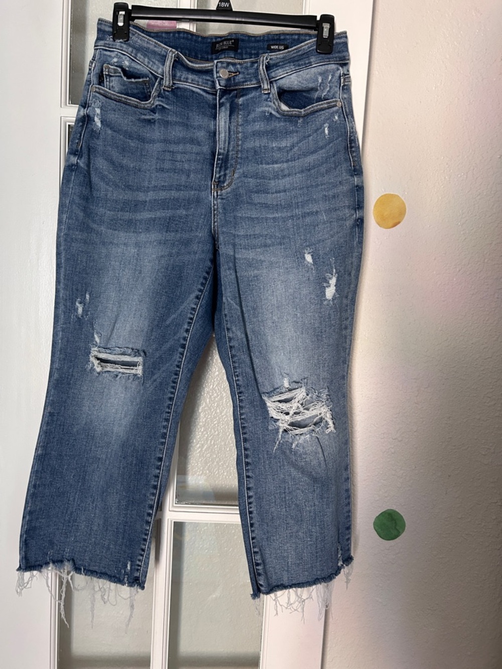 Distressed Cropped Judy Blue Women's Jeans